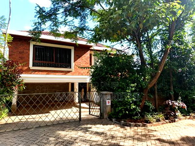 5bdrm House in Spring Valley for sale - Image 1