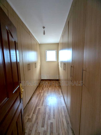 5bdrm Penthouse in Muthangari for rent - Image 13