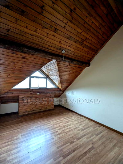 5bdrm Penthouse in Muthangari for rent - Image 11