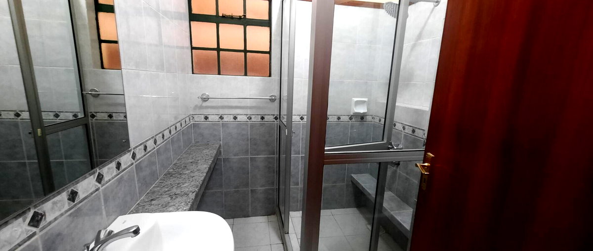 4-Ensuite Townhouse with DSQ & TV Room - Brookside, Westlands