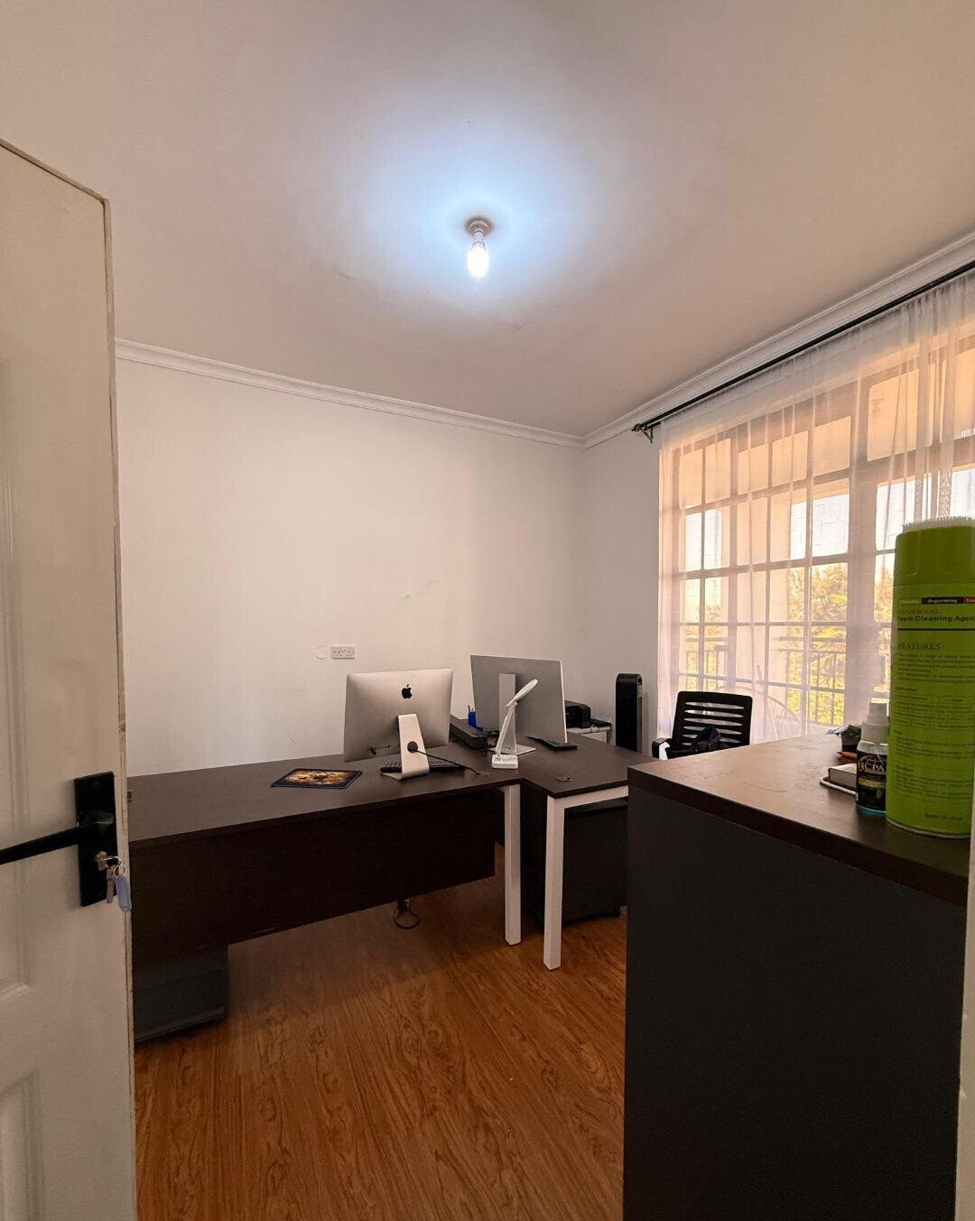 5-Bed Family Home with Wooden Floors & 30,000L Water - Ngong