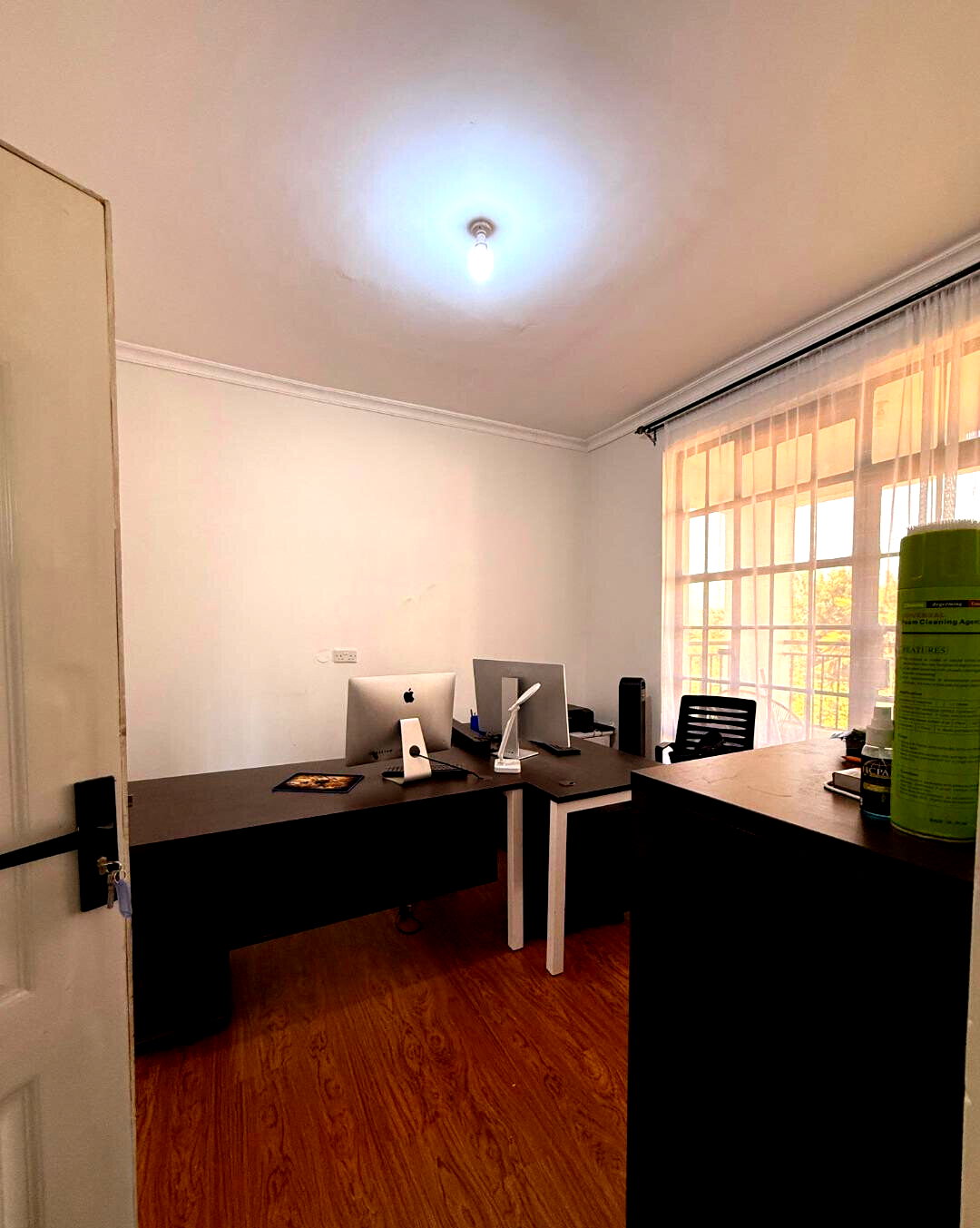 5-Bed Family Home with Wooden Floors & 30,000L Water - Ngong