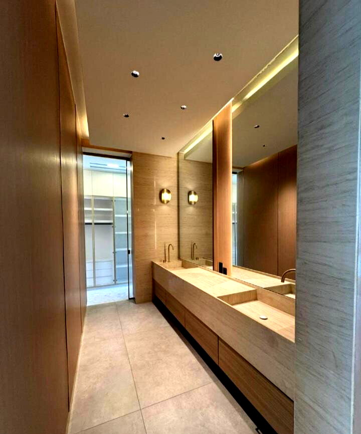 Russian-Designed 5BR Smart Townhouse with Heated Pool - Kitisuru