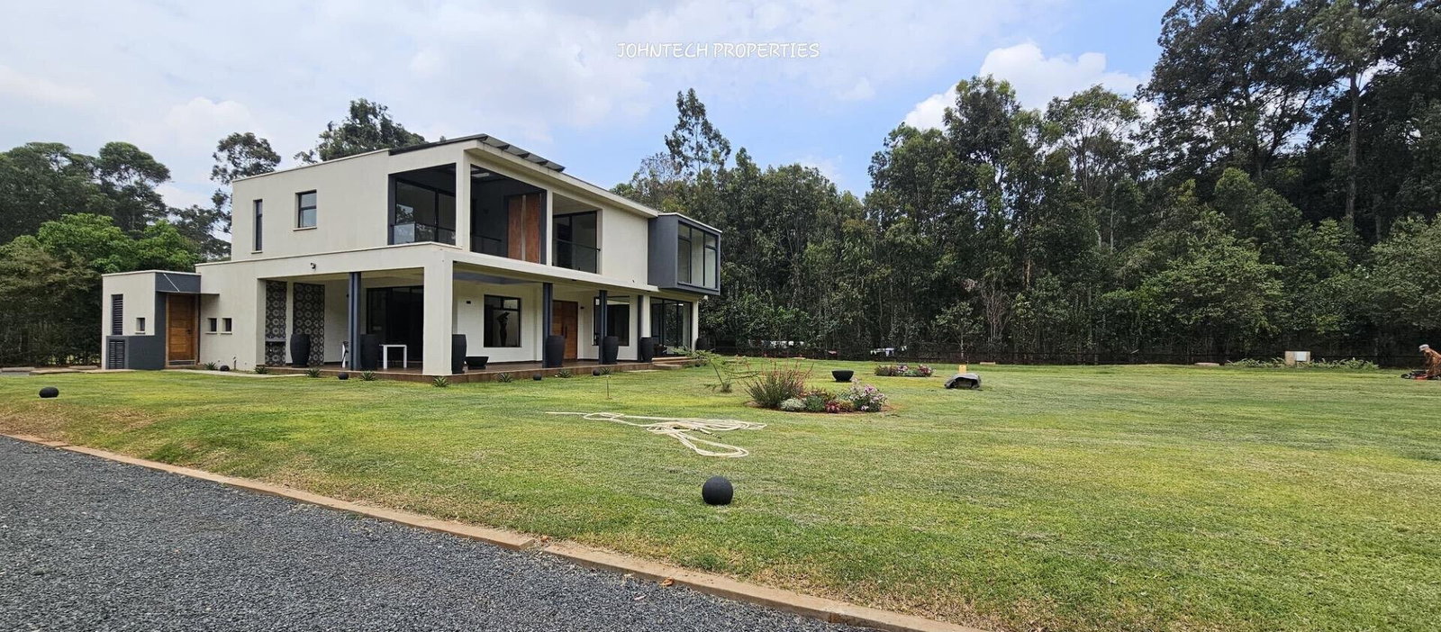 4-Bedroom Villa on Full Acre – Karen Compound Living