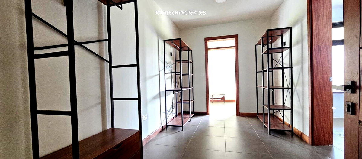4-Bedroom Villa on Full Acre – Karen Compound Living