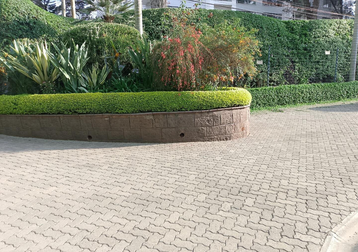 1 Acre Garden Plot in Kileleshwa
