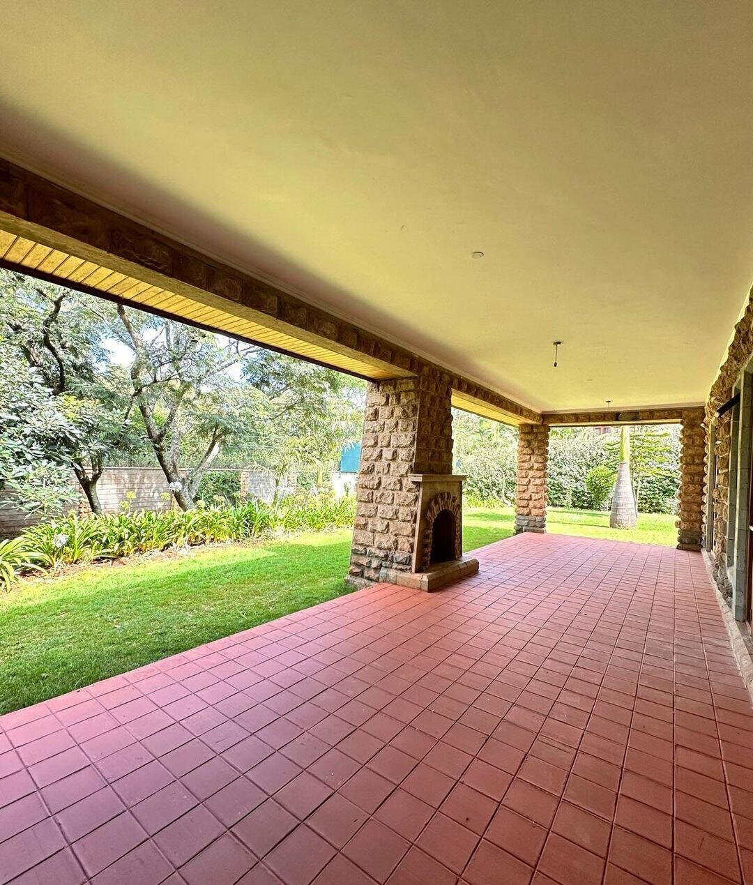 Rustic Stone 5-Bed Townhouse on Half-Acre – Karen