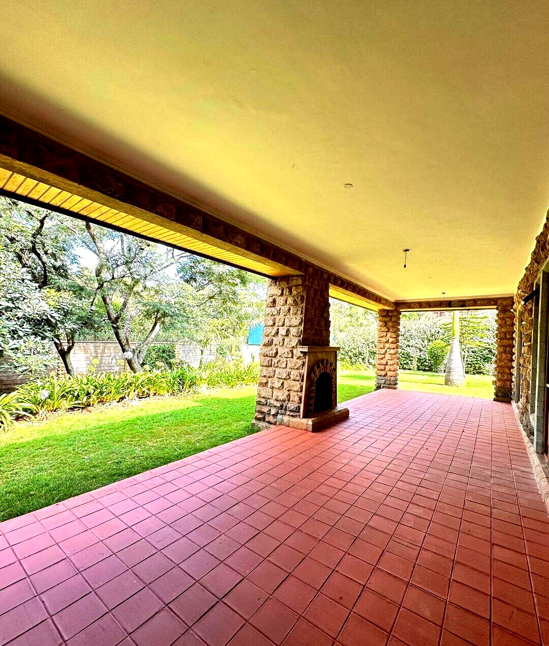 Rustic Stone 5-Bed Townhouse on Half-Acre – Karen