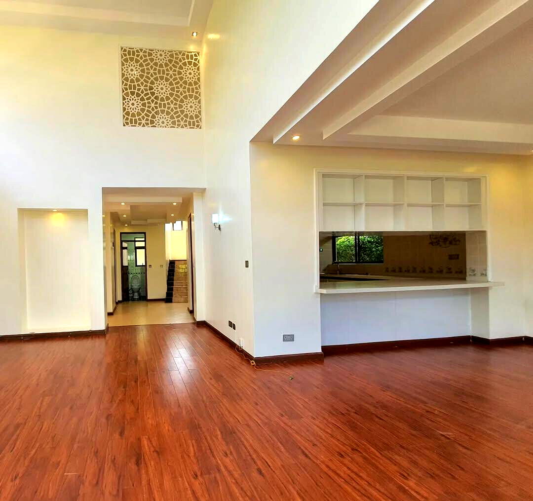 4BR All-Ensuite Townhouse with Clubhouse & Pool - Runda
