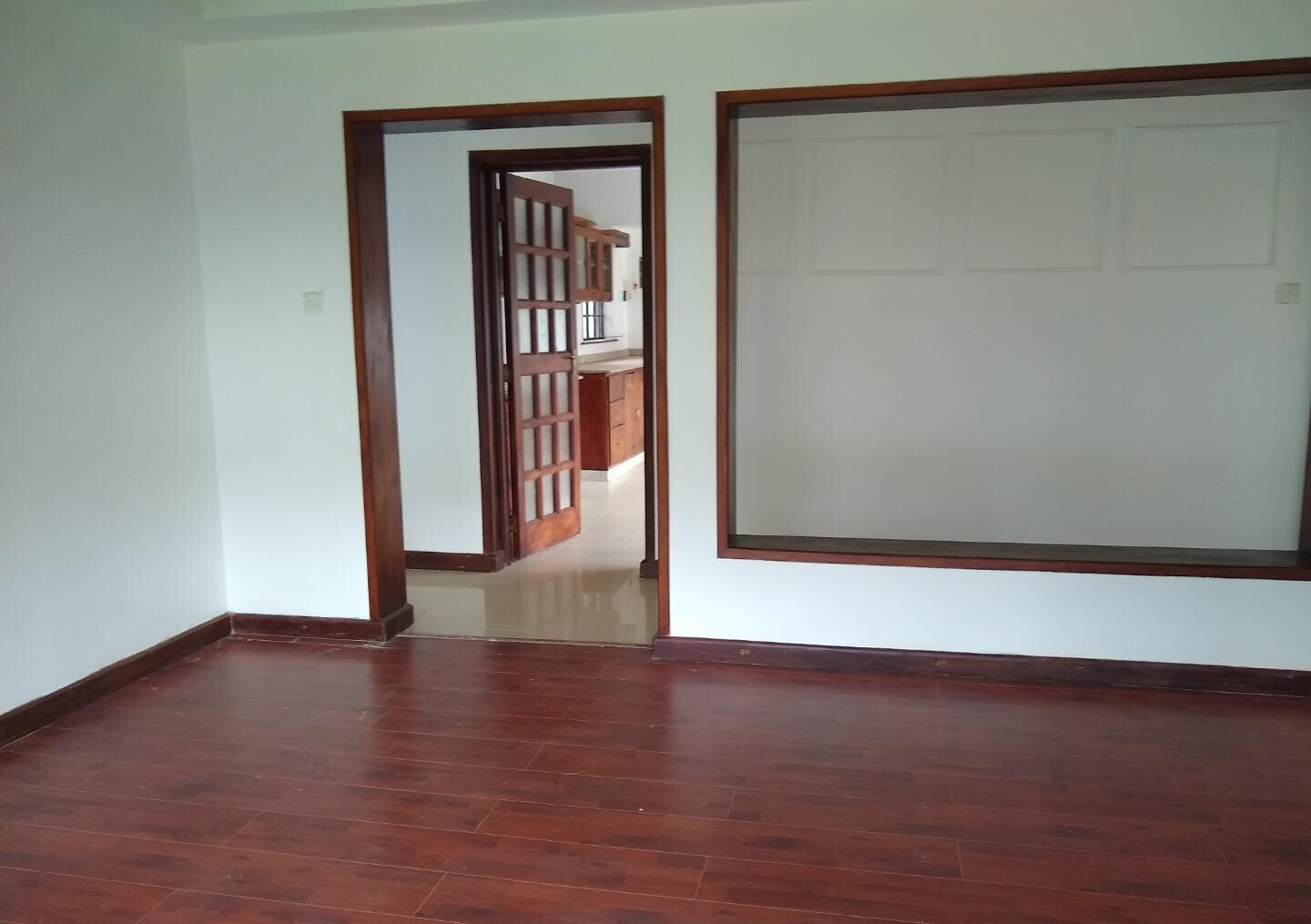 Half Acre 5BR Haven at KSh 350K