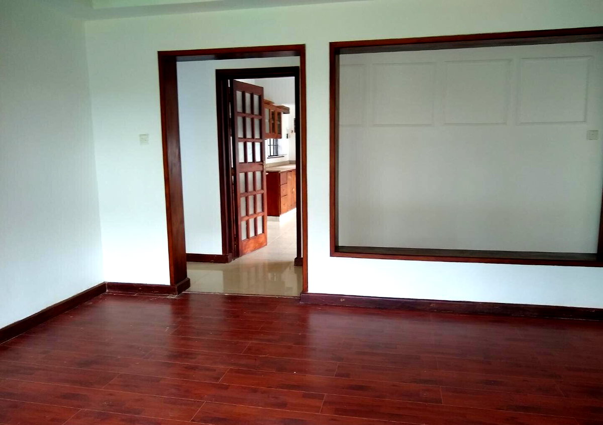 Half Acre 5BR Haven at KSh 350K