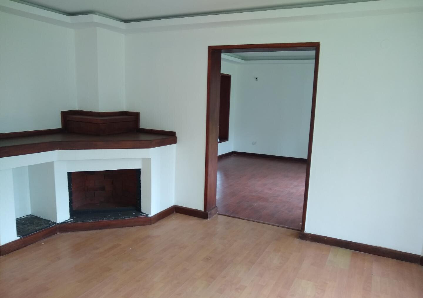 Half Acre 5BR Haven at KSh 350K