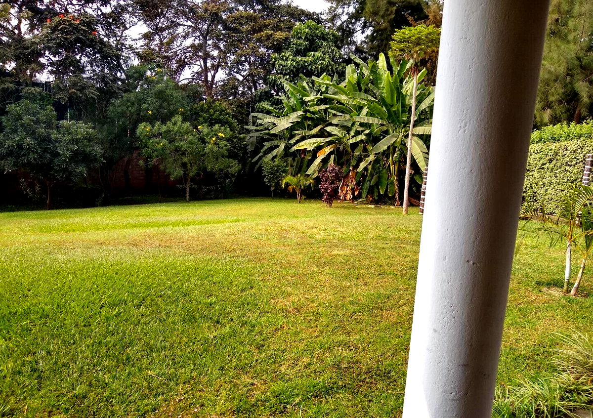 Half Acre 5BR Haven at KSh 350K