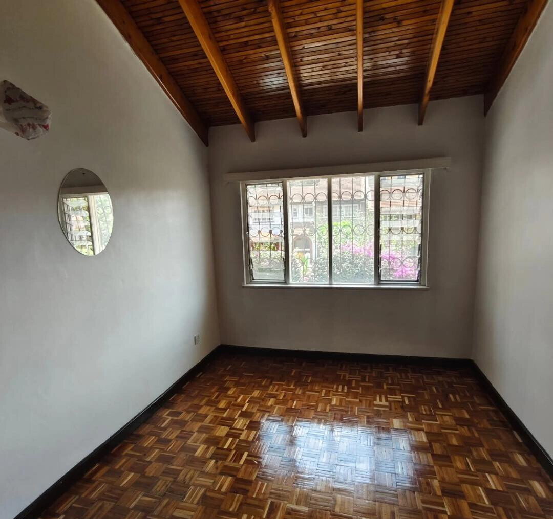 3BR Maisonette with Study & Private Garden - Kilimani