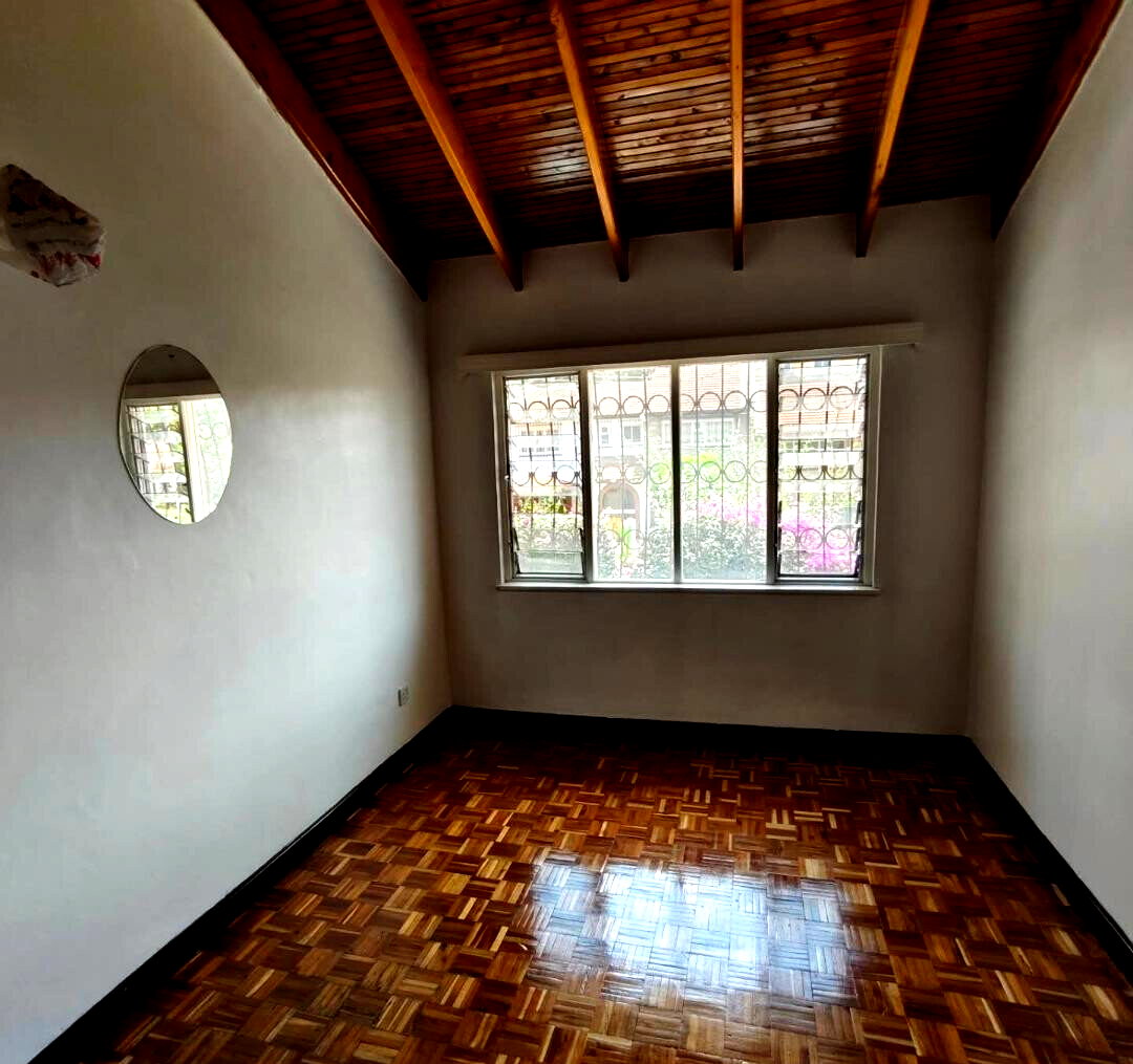 3BR Maisonette with Study & Private Garden - Kilimani