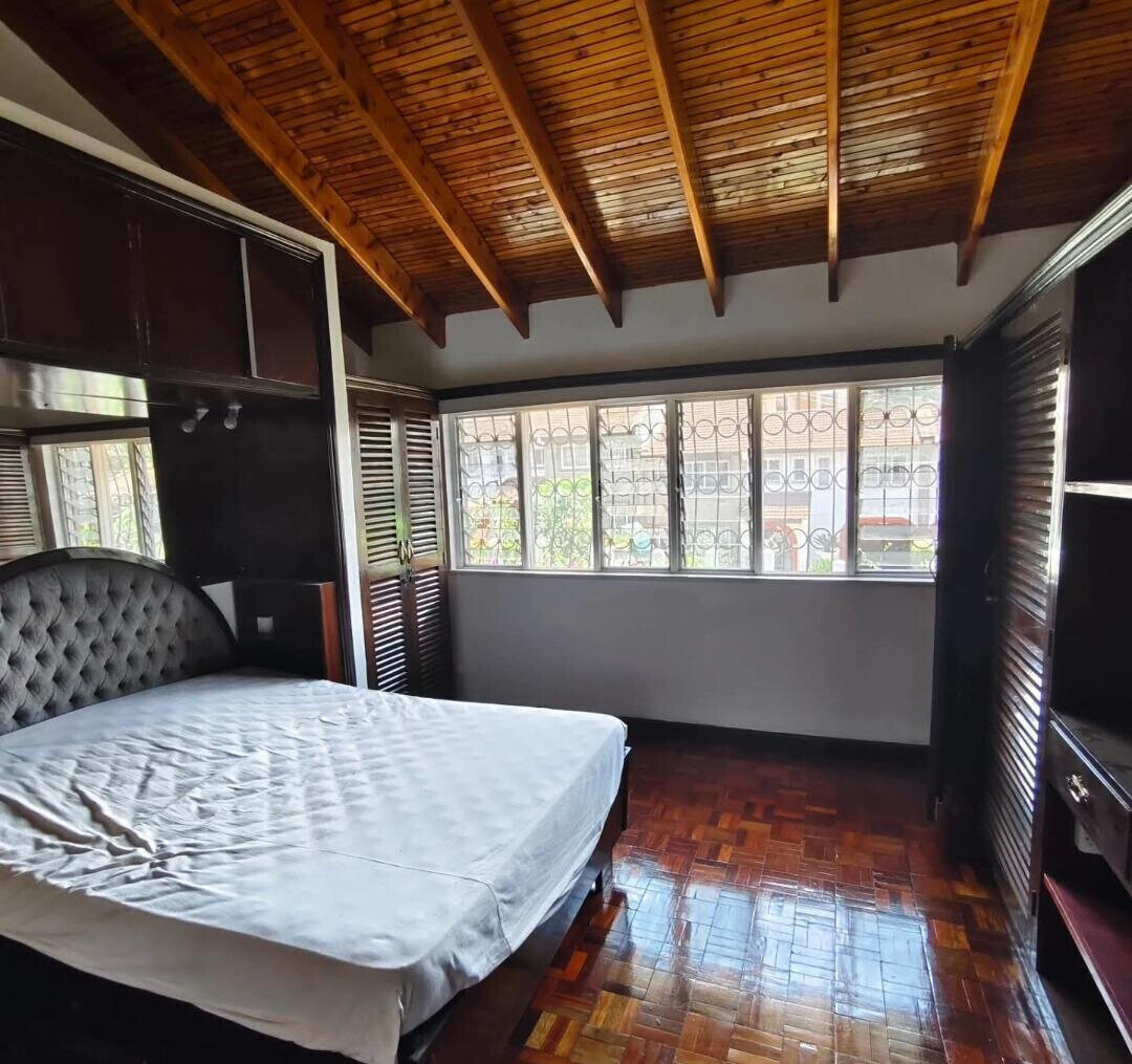3BR Maisonette with Study & Private Garden - Kilimani