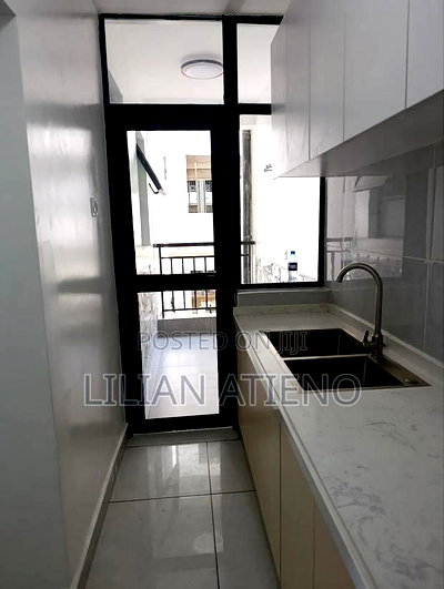 3bdrm Apartment in New Rise Estate, Gateway Mall Area for sale - Image 4