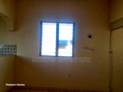 1bdrm Bedsitter in Leisure, Kongowea for rent - Image 4