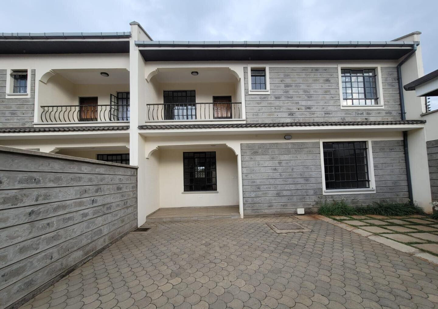 4BR All-Ensuite Townhouse with Study & DSQ - 500m off Thika Road