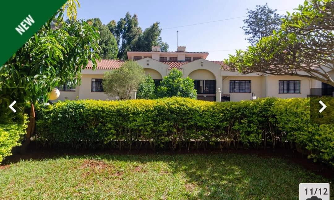 4BR Townhouse with DSQ & Sunken Lounge - Spring Valley