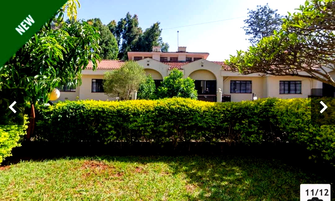 4BR Townhouse with DSQ & Sunken Lounge - Spring Valley