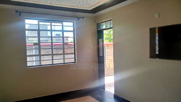 Mini Flat in Emanuel Court, Kamulu for rent