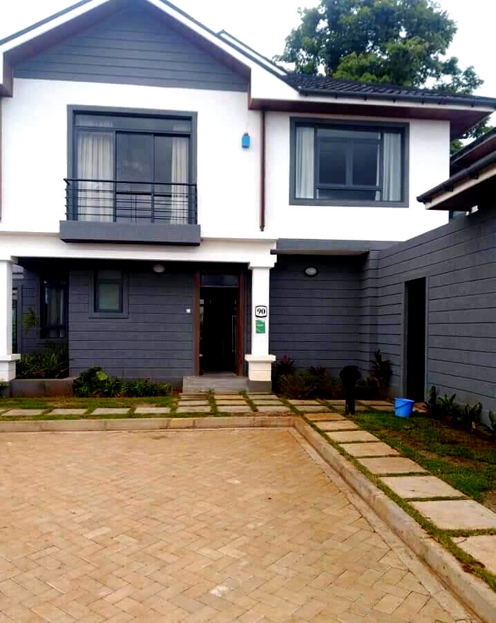 4BR All-Ensuite Townhouse with Pool & Borehole - Runda